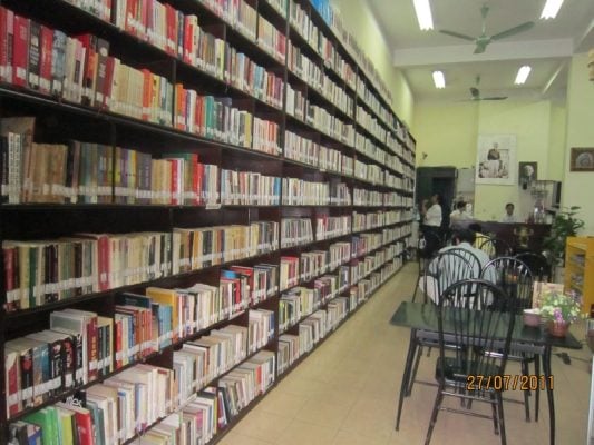 Tổng hợp 10 quán cafe sách đẹp và yên tĩnh tại Hà Nội