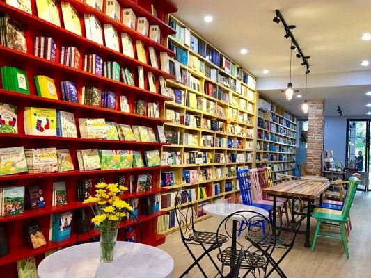 Quên ngay bộn bề khi đến với những quán cafe sách tại Đà Nẵng – ATPbook.vn