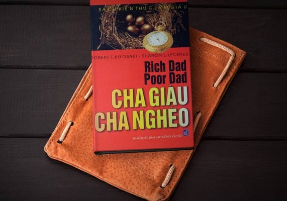 Sách Cha giàu, Cha nghèo: cuốn sách tuyệt vời giúp bạn giàu có – ATPbook.vn